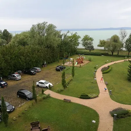 Hanga Lägenhet *